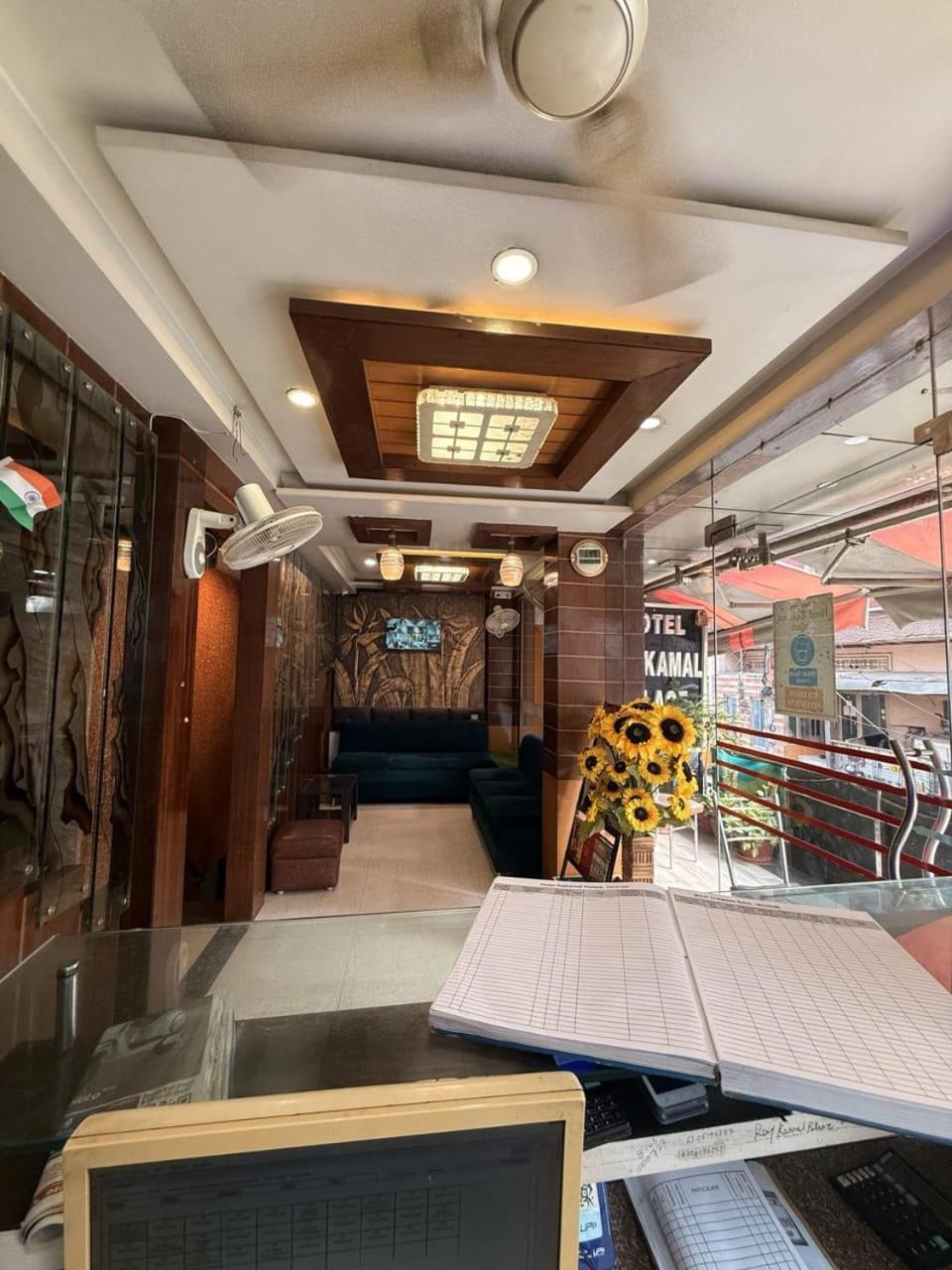 Rajkamal Palace - Near Kashi Vishwanath Temple فاراناسي المظهر الخارجي الصورة